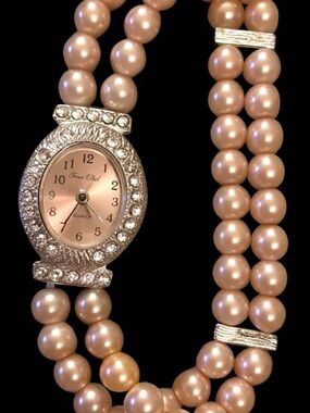 Fred Belay “Pink Pearl Watch” Analog Wristwatch Stretchy Band Bangle Bracelet